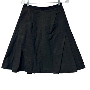 SINCLAIRE BLACK FLARE Pleated Zip Back Knee length Skirt Size 4